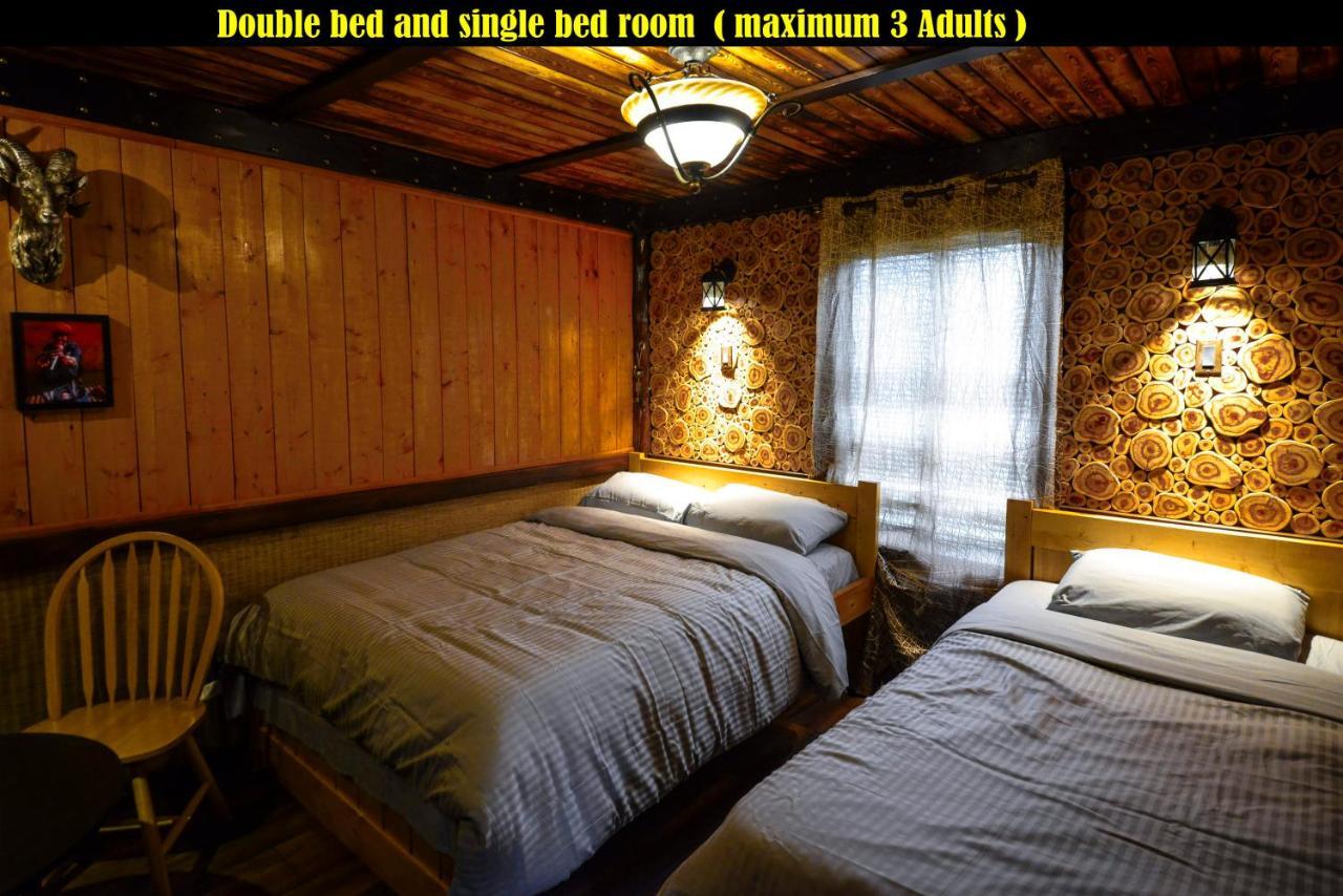 Salmon Magwood Guesthouse Торонто Екстериор снимка