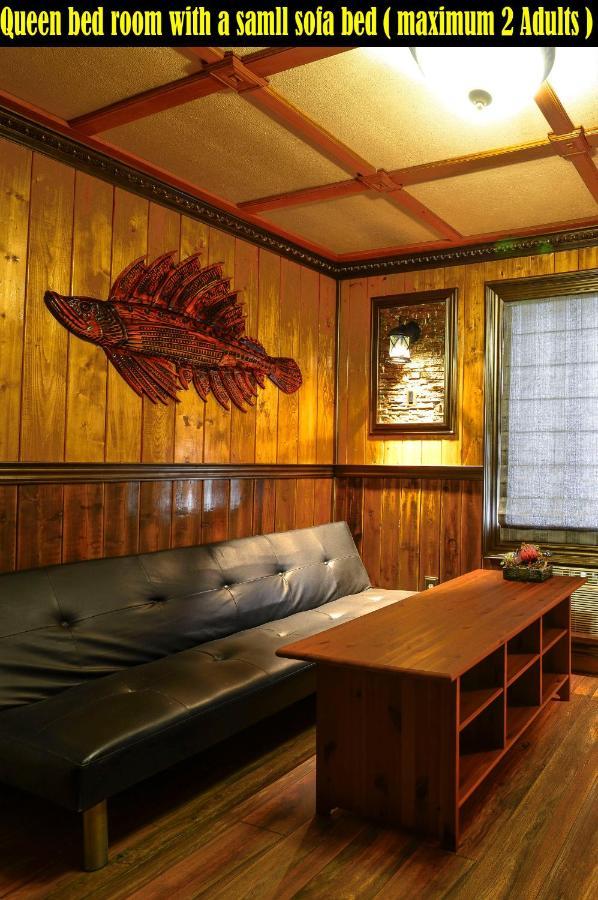 Salmon Magwood Guesthouse Торонто Екстериор снимка